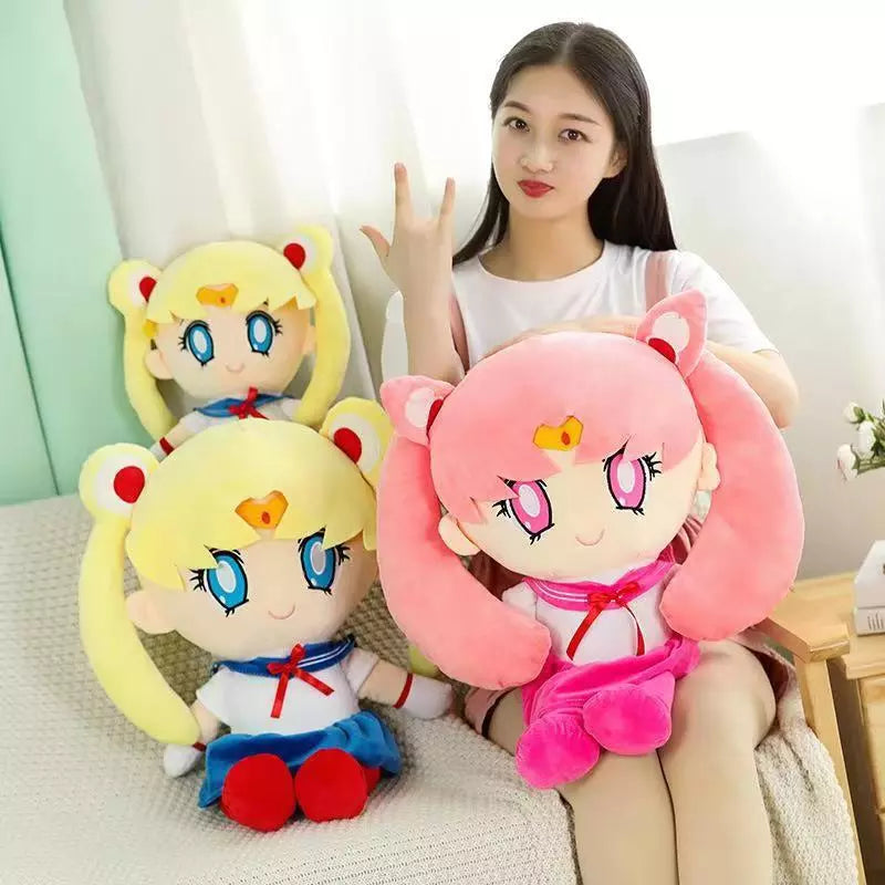 Pelúcia Sailor Moon, Chibiusa, Makoto Kino e Luna