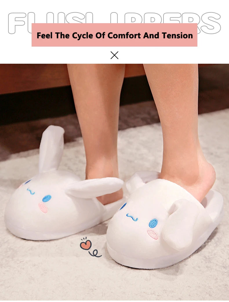 PANTUFAS DE PELÚCIA CINNAMOROLL
