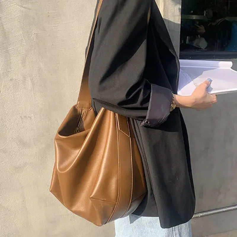 BOLSA DE OMBRO VINTAGE COURO