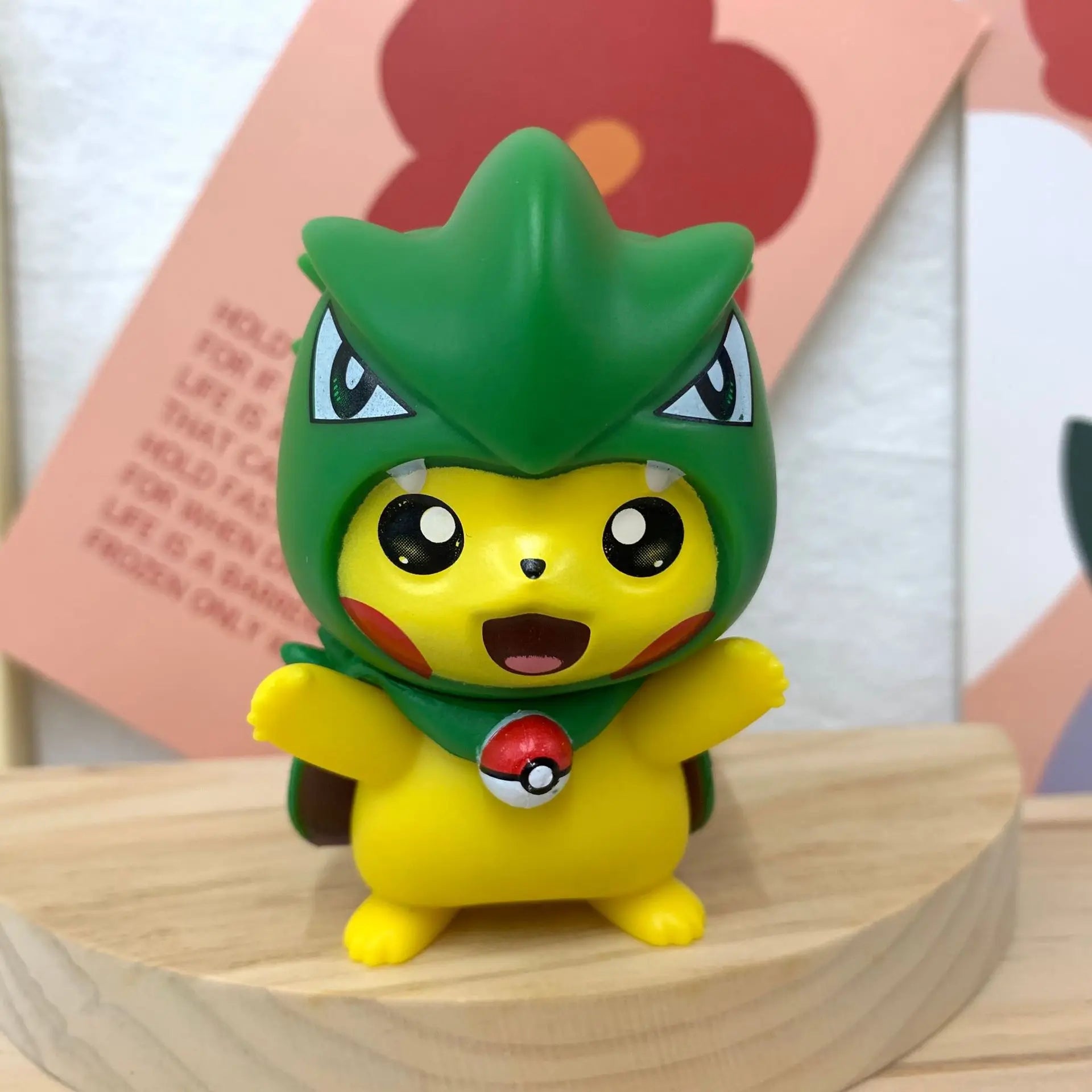 Figure Pikachu Cosplay de Pokemón