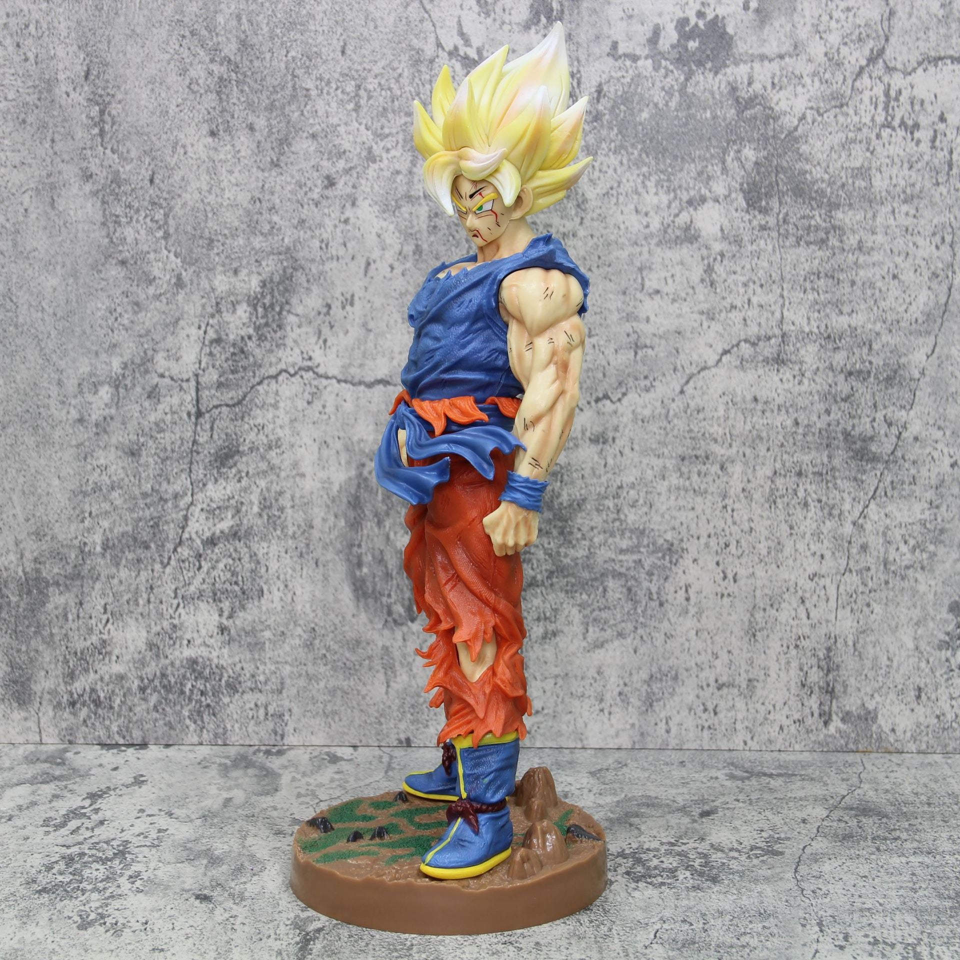 Boneco Son Goku SSJ, Estátua Dragon Ball Z 43cm