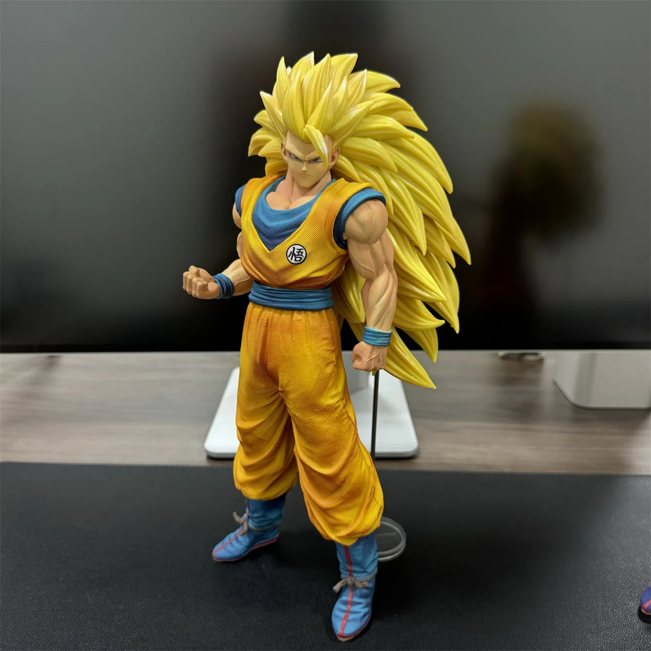 Boneco Dragon Ball Z Goku SSJ3, Estátua Super Saiyan 3 30cm