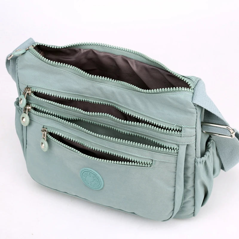 BOLSA COM ALÇA IPERMEÁVEL