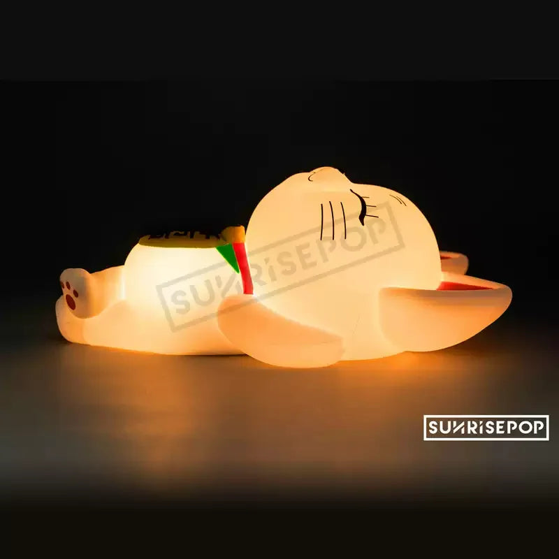 Gatinho Luminoso Granny DanDaDan