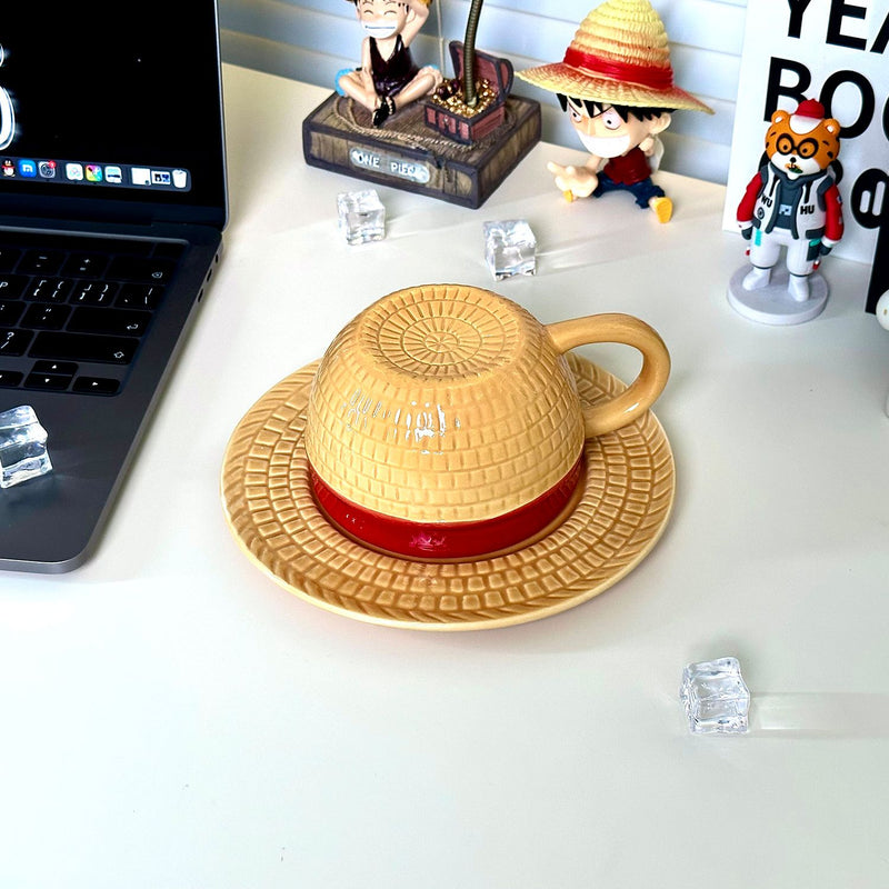 Casa do Otaku - Luffy usando o chapéu do Ace e do Sabo!